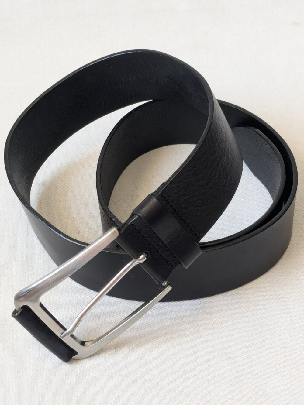 Kenneth Cole NY Large Silver Tone Buckle Wide Unisex BLK Leather Belt